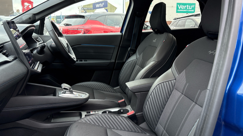 Renault Symbioz 1.6 E-Tech FHEV 145 Iconic Esprit Alpine 5dr Auto Hybrid Estate